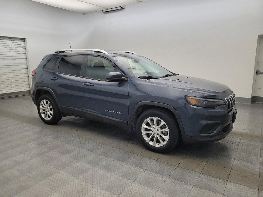 Used 2020 Jeep Cherokee Latitude FWD image 11