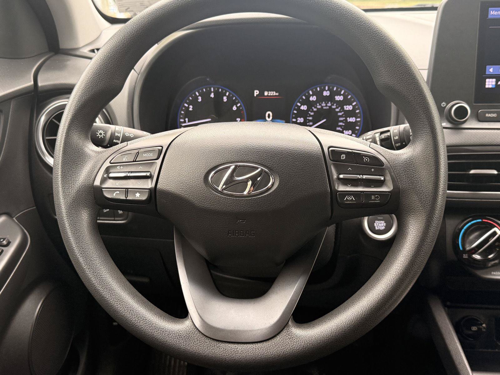 Used 2022 Hyundai Kona SEL AWD/4WD image 22
