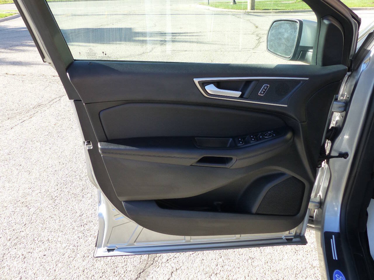 Used 2024 Ford Edge SEL w/ Convenience Package AWD/4WD image 18