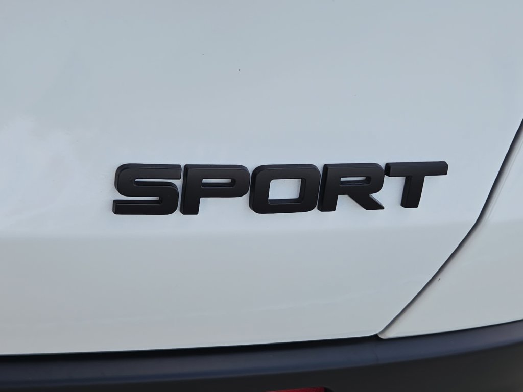 Certified 2027 Honda HR-V Sport image 11