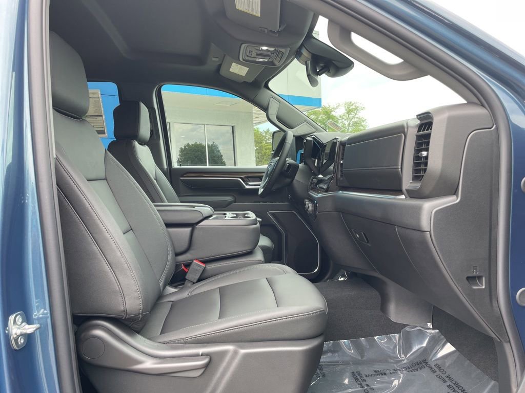 New 2026 Chevrolet Silverado 2500 LT w/ All Star Edition AWD/4WD image 23