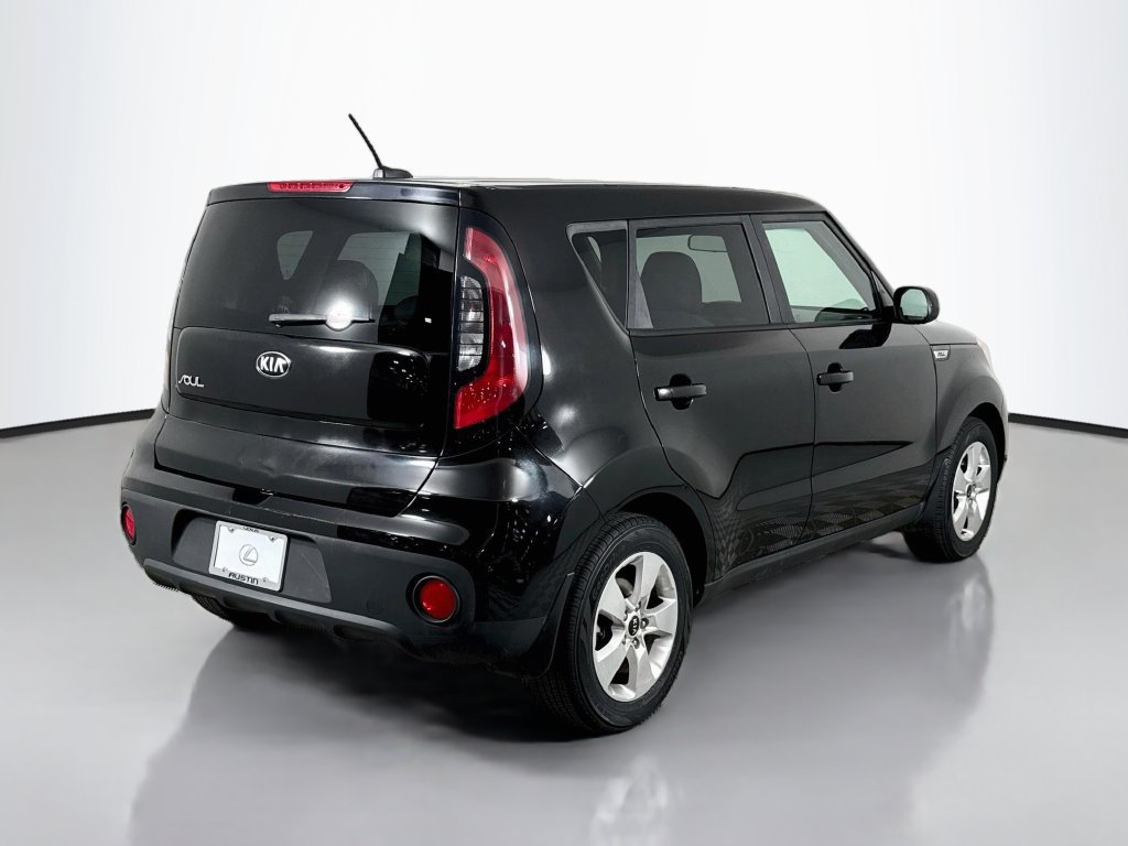 Used 2017 Kia Soul FWD image 5