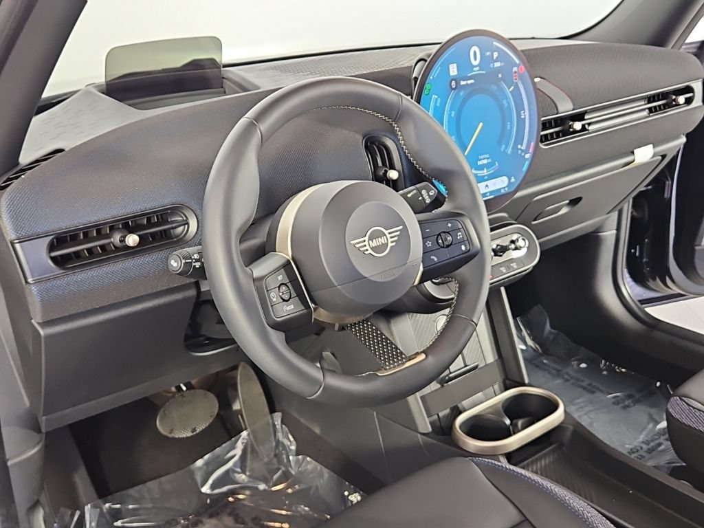 Used 2026 MINI Cooper 2-Door Hardtop FWD image 25