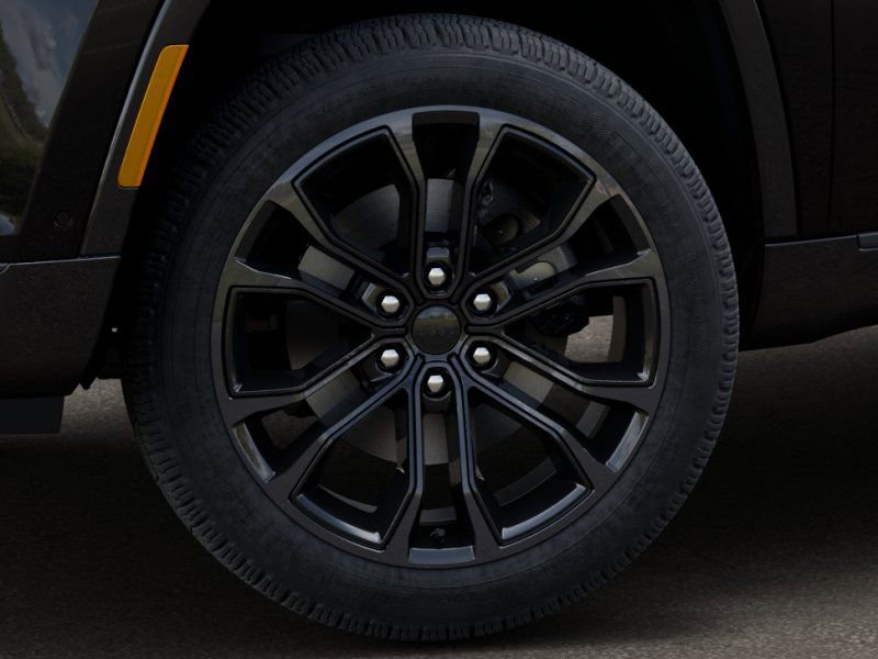 New 2026 Jeep Grand Wagoneer Summit w/ Premium Group III image 8