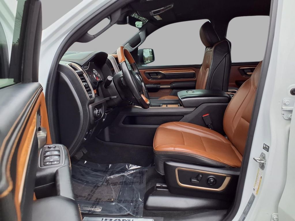 Used 2021 RAM 1500 Limited w/ Body Color Bumper Group image 21