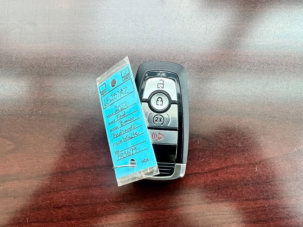 Used 2023 Ford Bronco Badlands w/ Sasquatch Package image 34