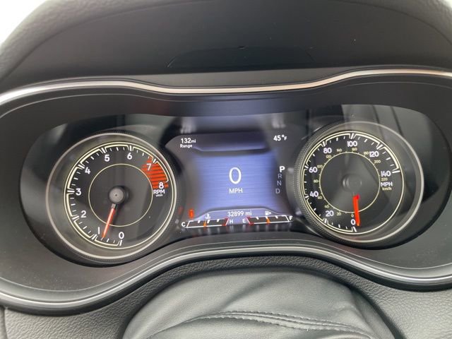 Used 2022 Jeep Cherokee Trailhawk image 24