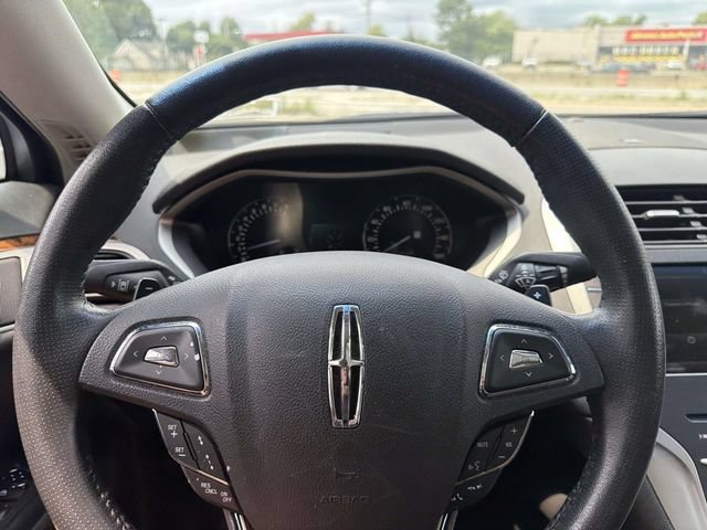 Used 2013 Lincoln MKZ AWD image 23