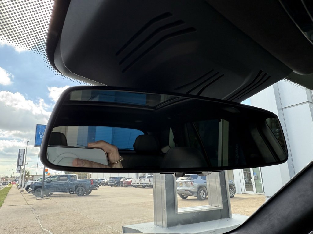 Used 2021 BMW X5 M w/ Executive Package image 30