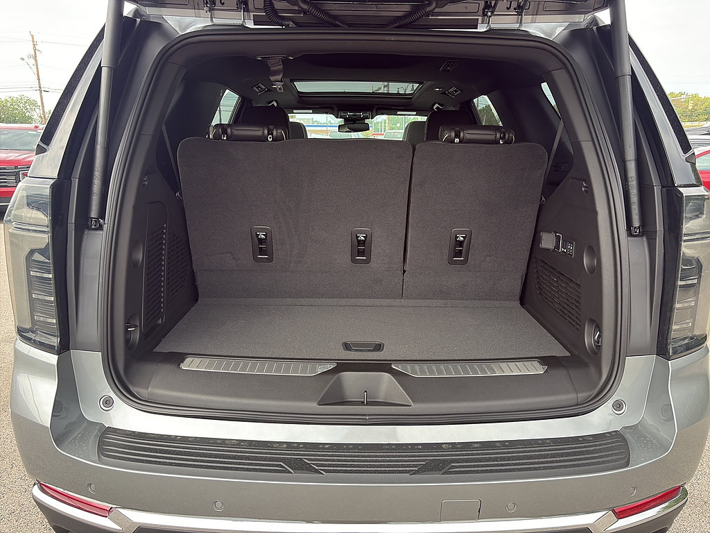 New 2026 Chevrolet Tahoe Premier w/ Sun And Tow Package AWD/4WD image 16