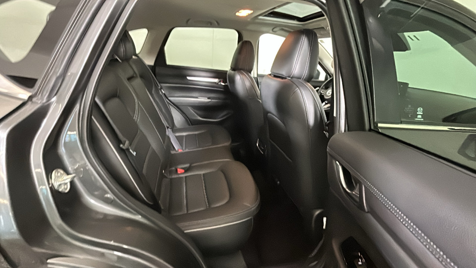 Used 2025 MAZDA CX-5 AWD 2.5 S w/ Preferred Package image 34
