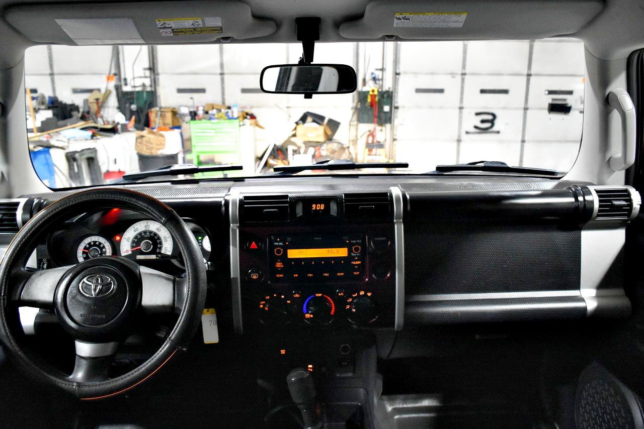 Used 2007 Toyota FJ Cruiser 2WD image 35