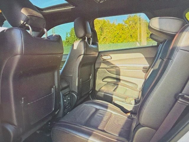 Used 2023 Dodge Durango R/T RWD image 7