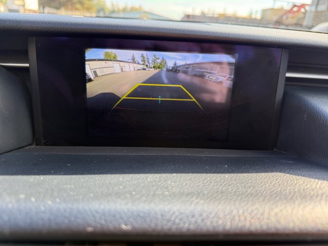 Used 2016 Lexus IS 300 AWD image 16