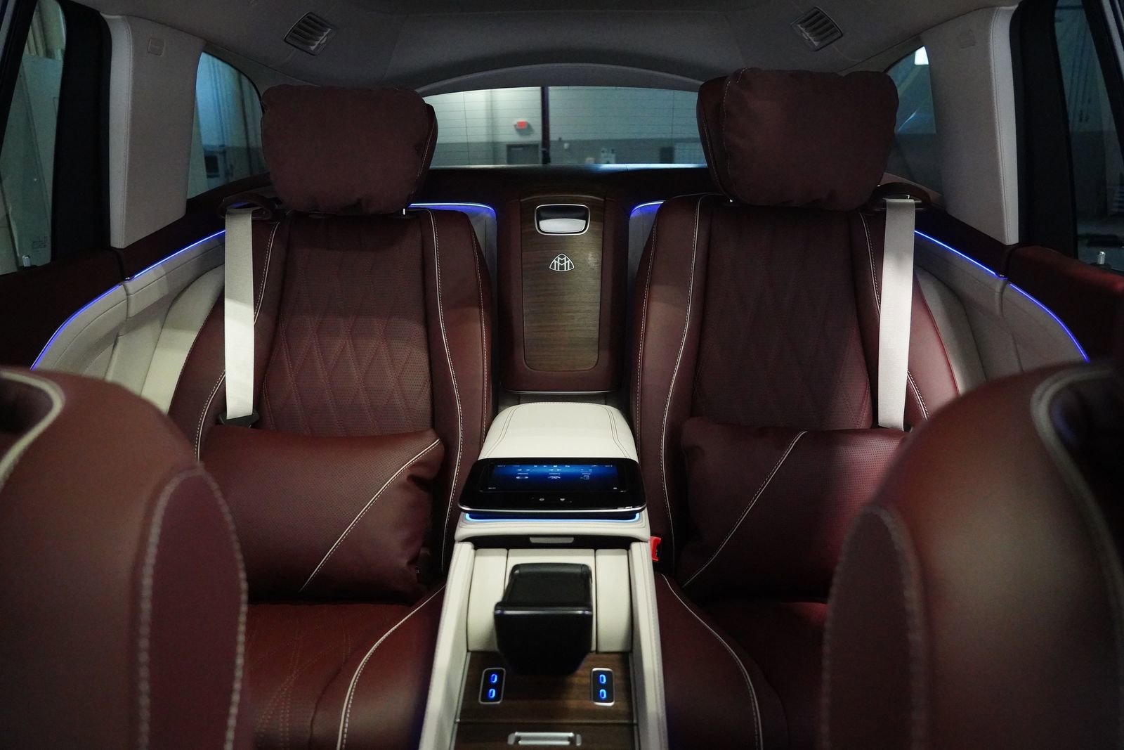New 2026 Mercedes-Benz Maybach GLS 600 4MATIC image 17