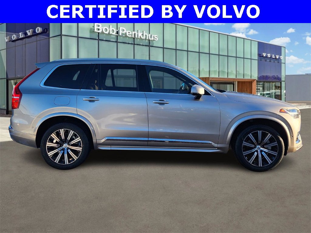 Used 2023 Volvo XC90 B5 Plus image 2