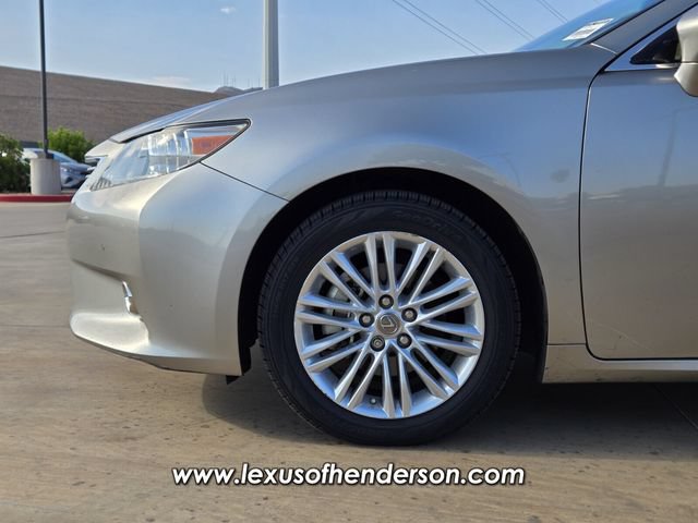 Used 2015 Lexus ES 350 w/ Premium Package FWD image 9
