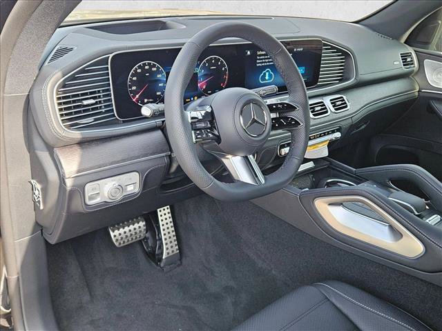 New 2026 Mercedes-Benz GLS 580 4MATIC image 9