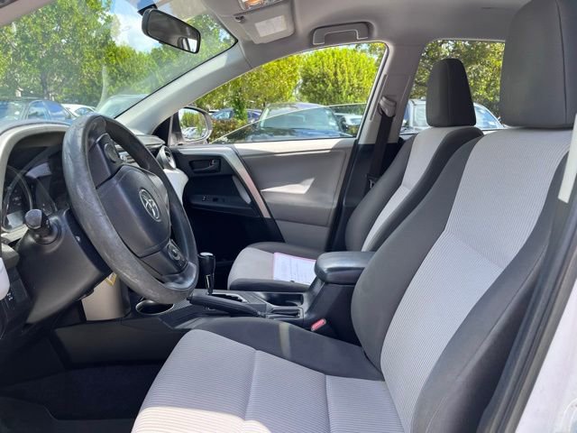 Used 2013 Toyota RAV4 LE image 7