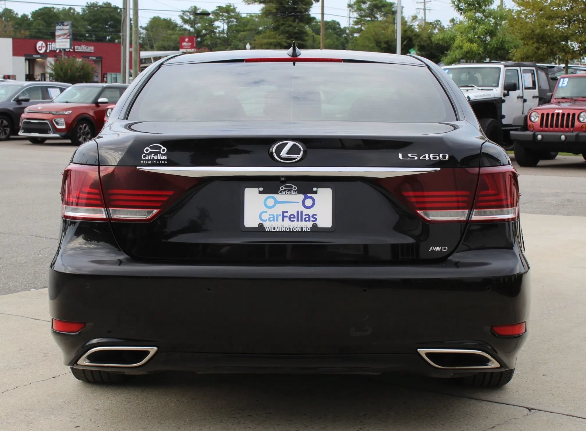 Used 2015 Lexus LS 460 AWD w/ Comfort Package image 4