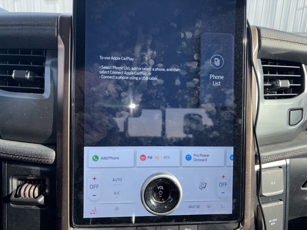 Used 2023 Ford F150 Lightning Lariat image 20