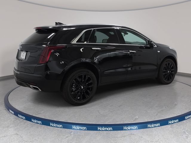 New 2026 Cadillac XT5 Premium Luxury w/ LPO, ONYX Package FWD image 5