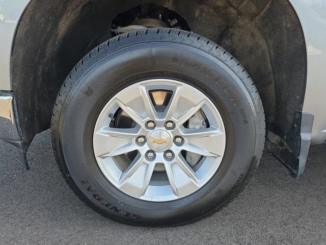 Used 2025 Chevrolet Silverado 1500 LT AWD/4WD image 9