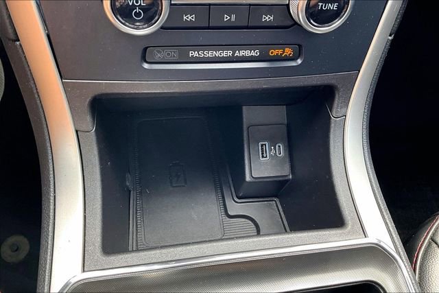 Used 2023 Ford Edge ST-Line AWD/4WD image 15
