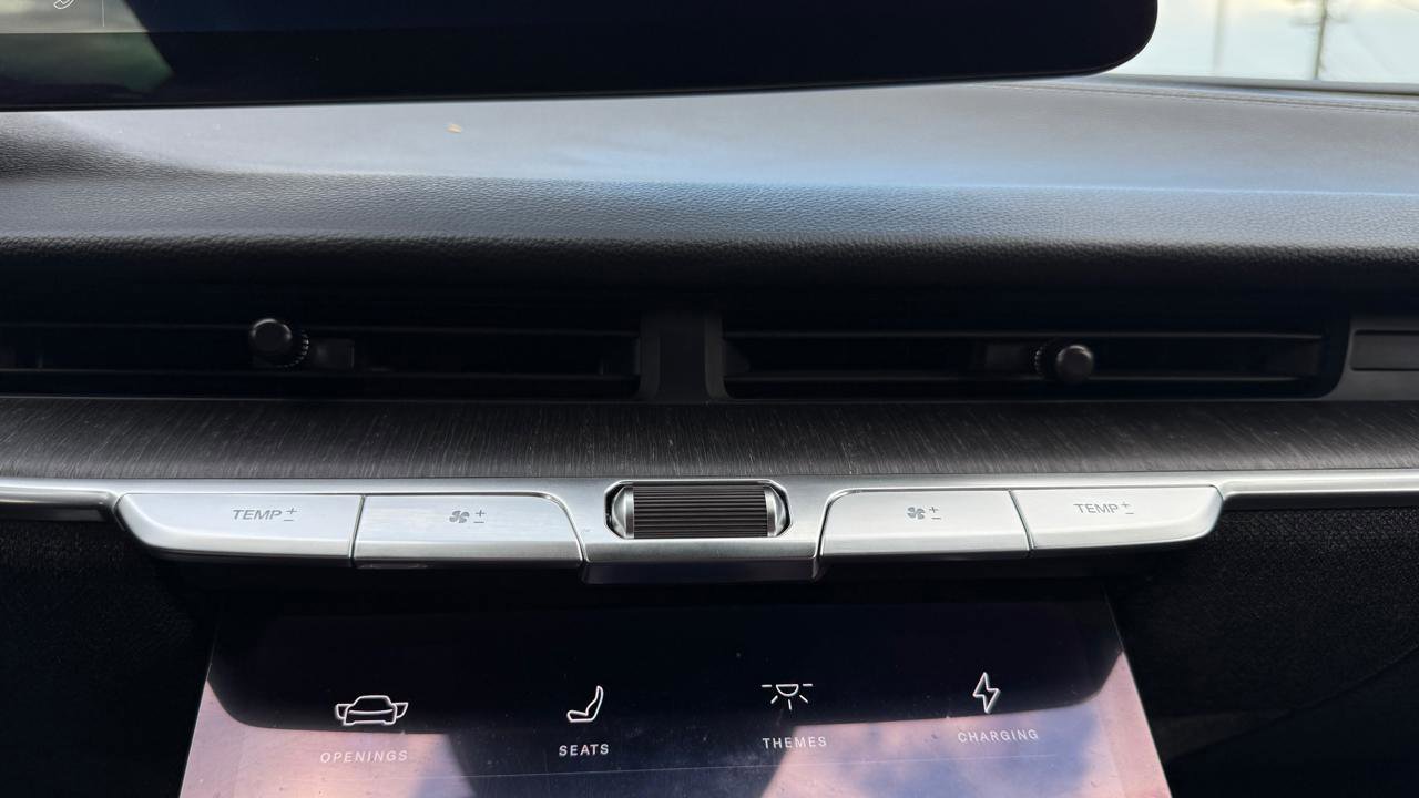 Used 2024 Lucid Air Touring image 52