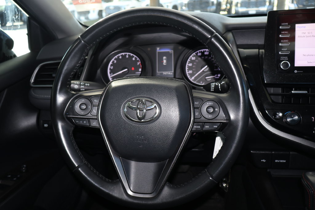 Used 2022 Toyota Camry SE FWD image 28
