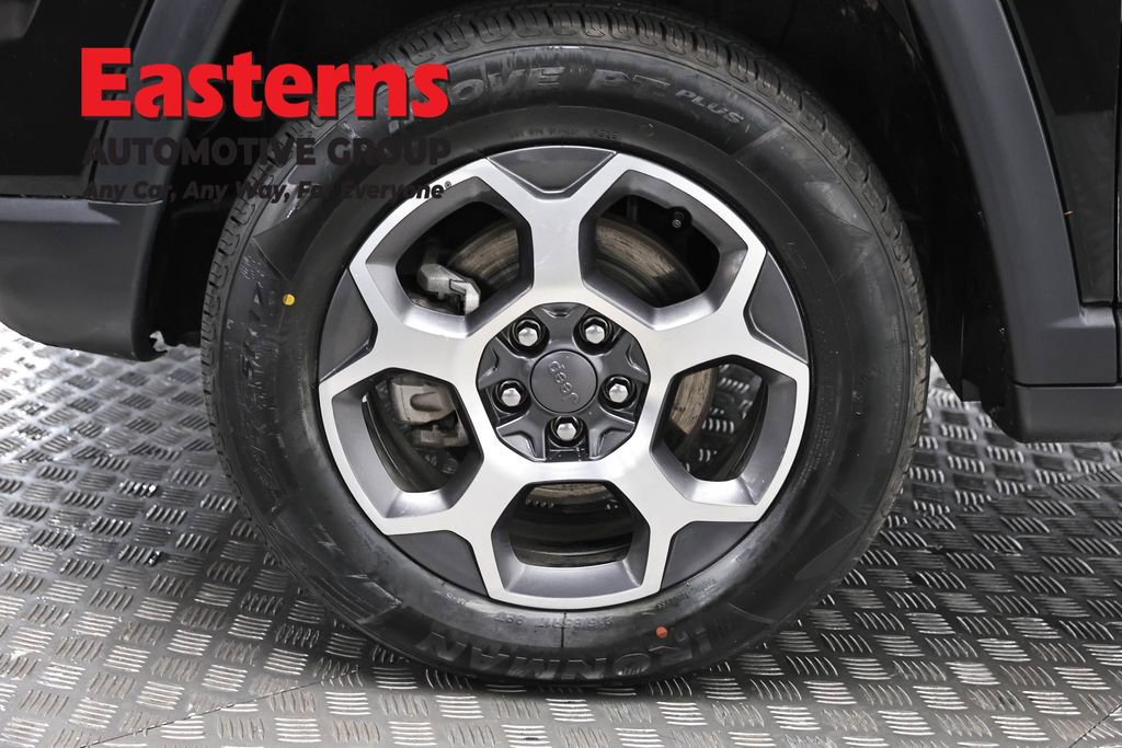 Used 2022 Jeep Compass Trailhawk w/ Trailhawk Elite Group image 35