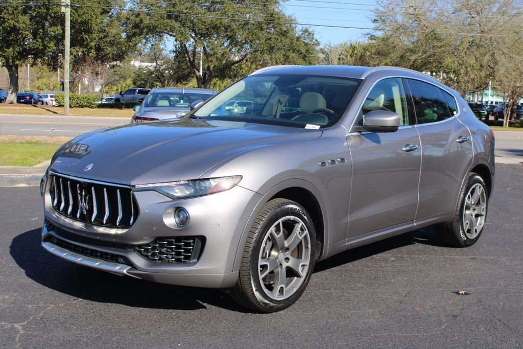 Used 2017 Maserati Levante S AWD/4WD image 4
