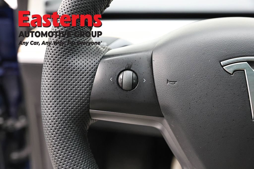 Used 2022 Tesla Model 3 Standard Range RWD image 15