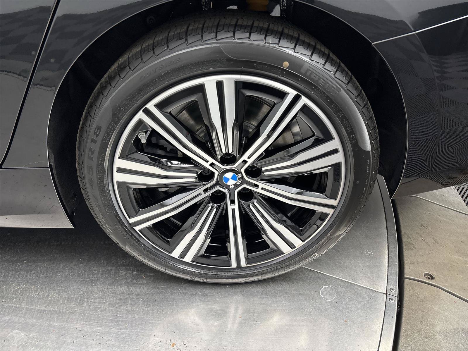 New 2026 BMW 330i xDrive Sedan w/ Convenience Package AWD/4WD image 27