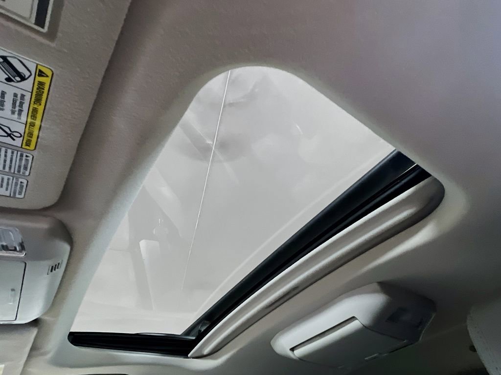 Used 2015 Toyota Sequoia Platinum image 20