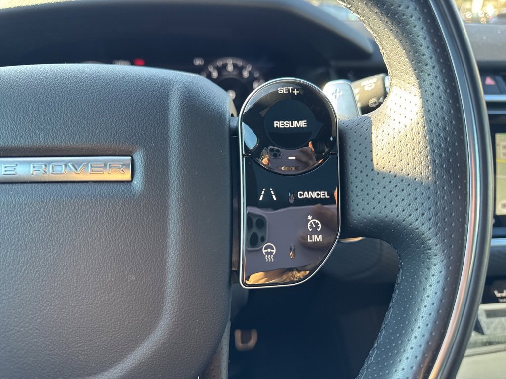 Used 2019 Land Rover Range Rover Velar R-Dynamic SE image 36