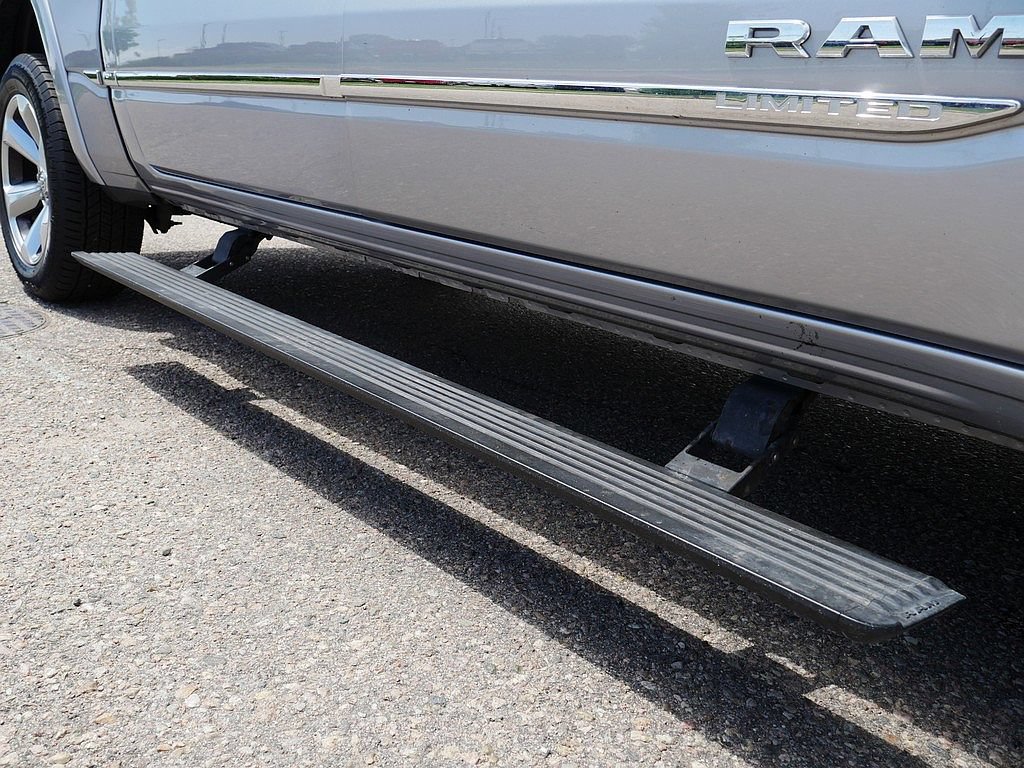 Used 2019 RAM 1500 Limited AWD/4WD image 69