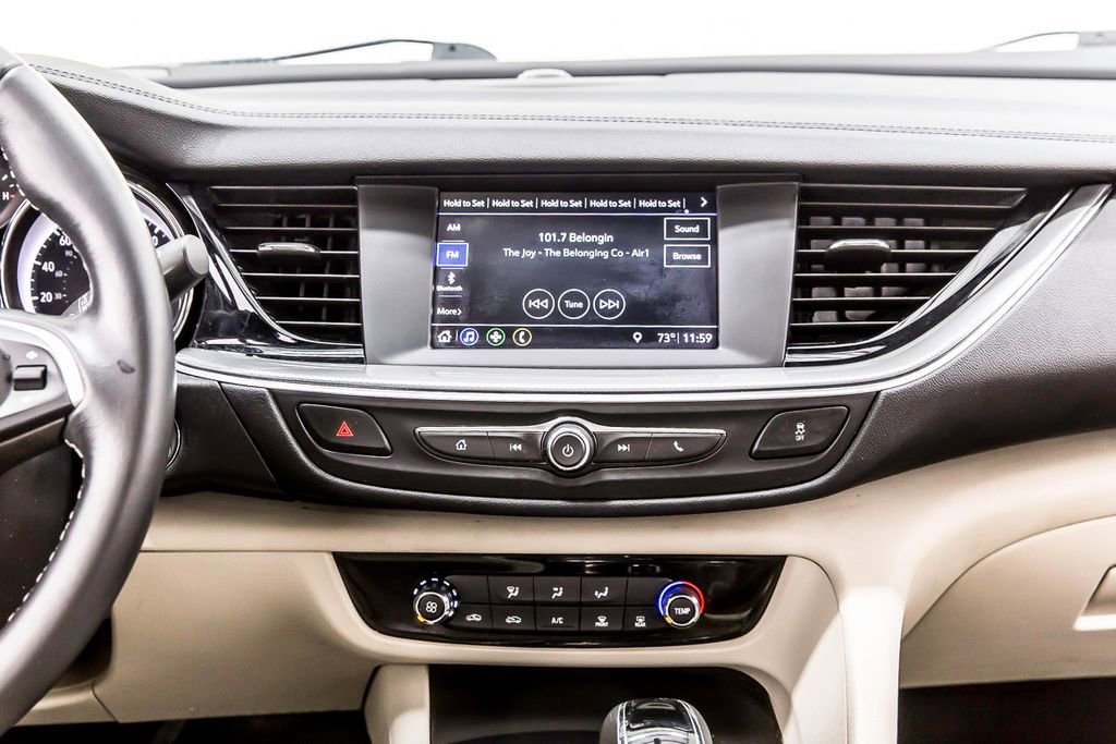 Used 2019 Buick Regal Preferred w/ Driver Confidence Package I image 17