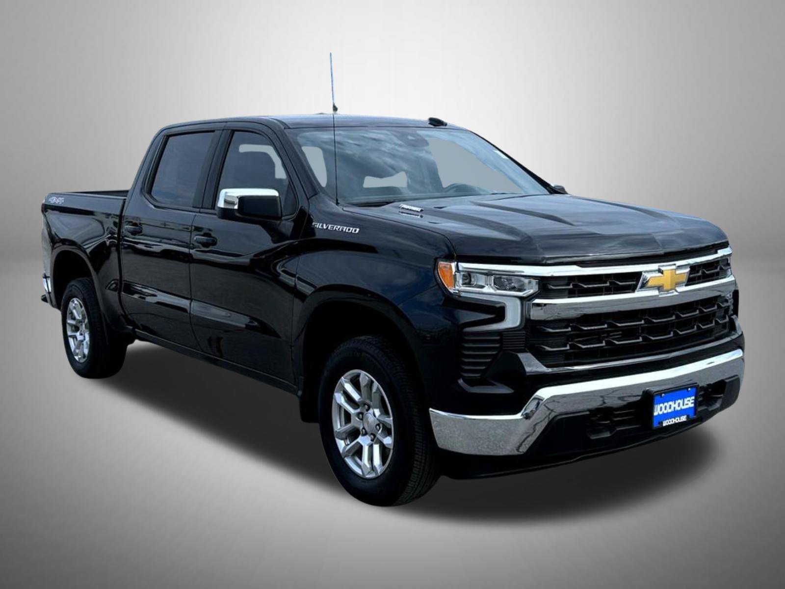 Certified 2024 Chevrolet Silverado 1500 LT AWD/4WD image 4