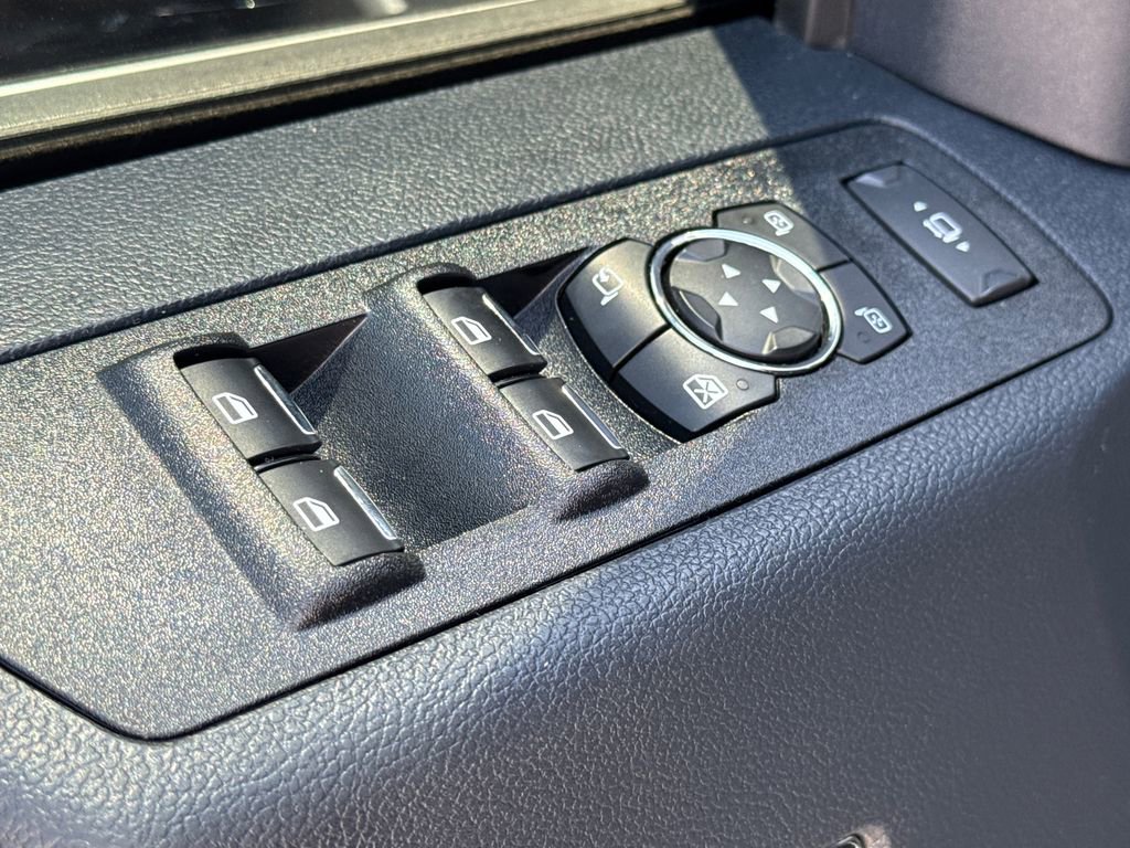 Used 2022 Ford F250 Platinum w/ Tremor Off-Road Package AWD/4WD image 20