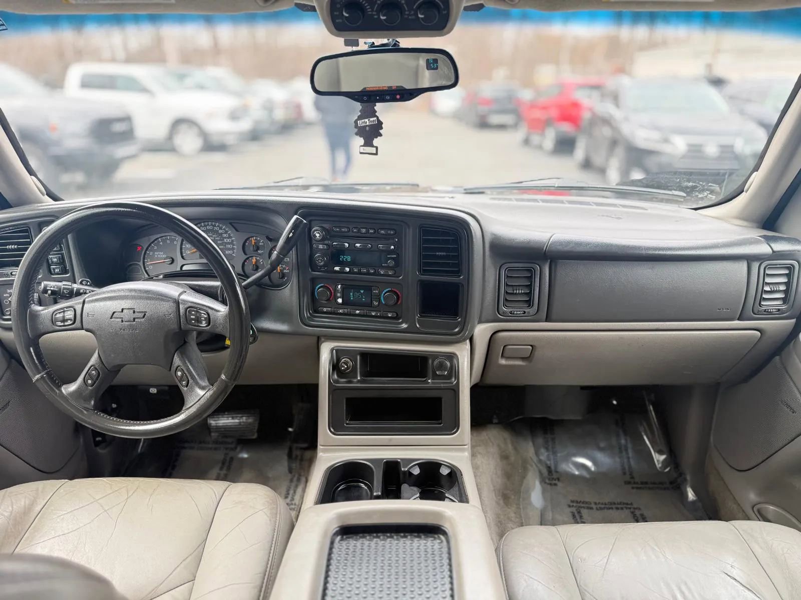 Used 2004 Chevrolet Tahoe Z71 w/ Z71 Preferred Equipment Group image 13