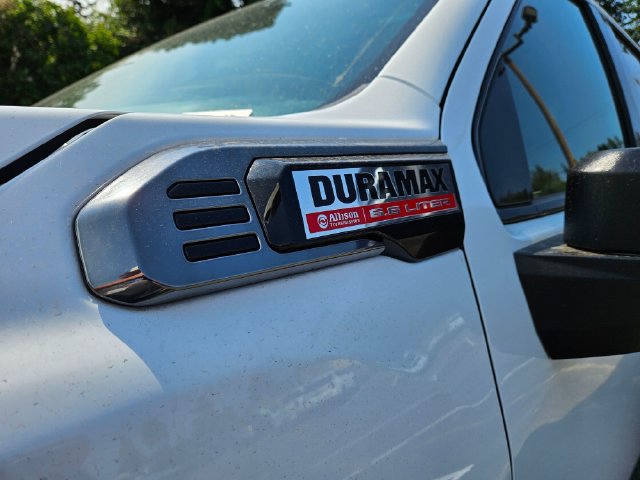 New 2026 GMC Sierra 3500 AT4 w/ AT4 Premium Plus Package AWD/4WD image 9