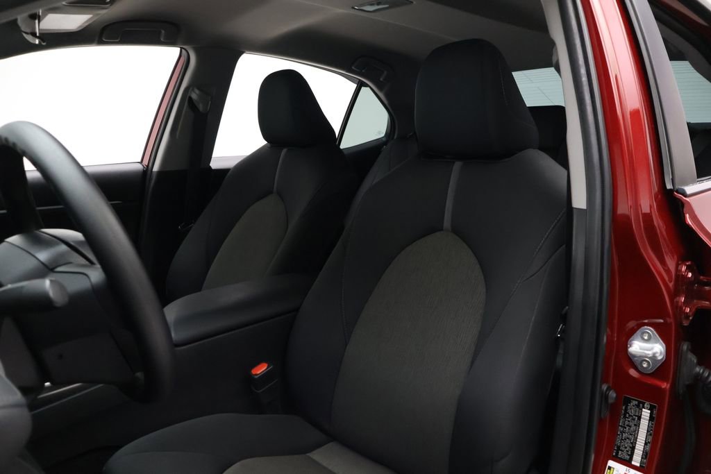 Used 2022 Toyota Camry LE image 13