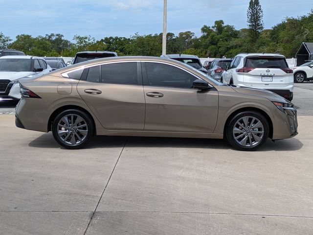 New 2026 Nissan Sentra SL w/ Floor Mat Package FWD image 4