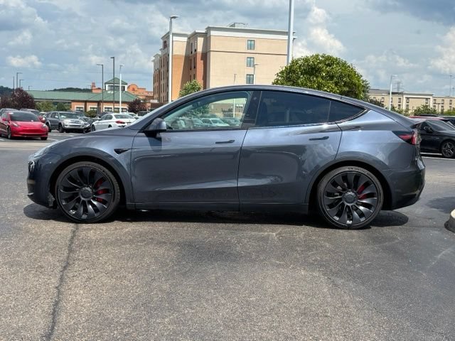 Used 2022 Tesla Model Y Performance AWD/4WD image 5
