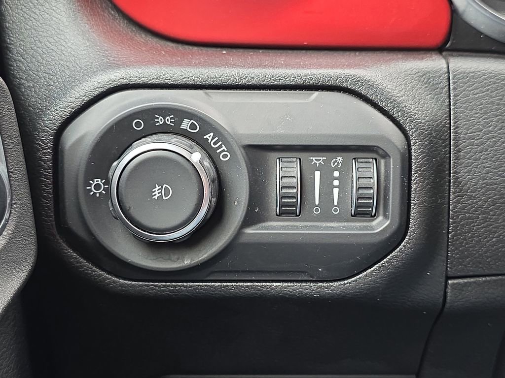 Used 2021 Jeep Wrangler Unlimited Rubicon AWD/4WD image 29