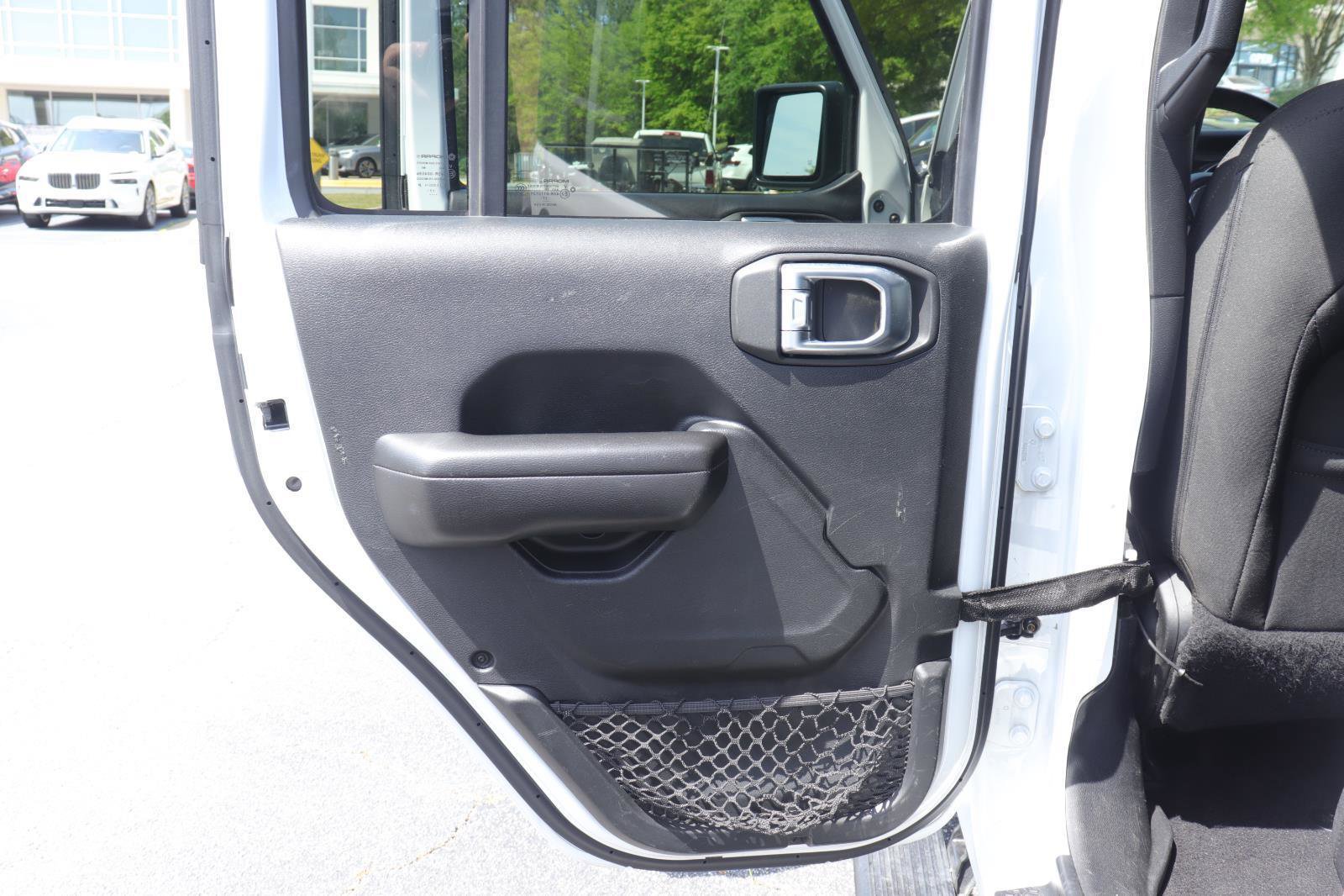 Used 2018 Jeep Wrangler Unlimited Sport S image 11