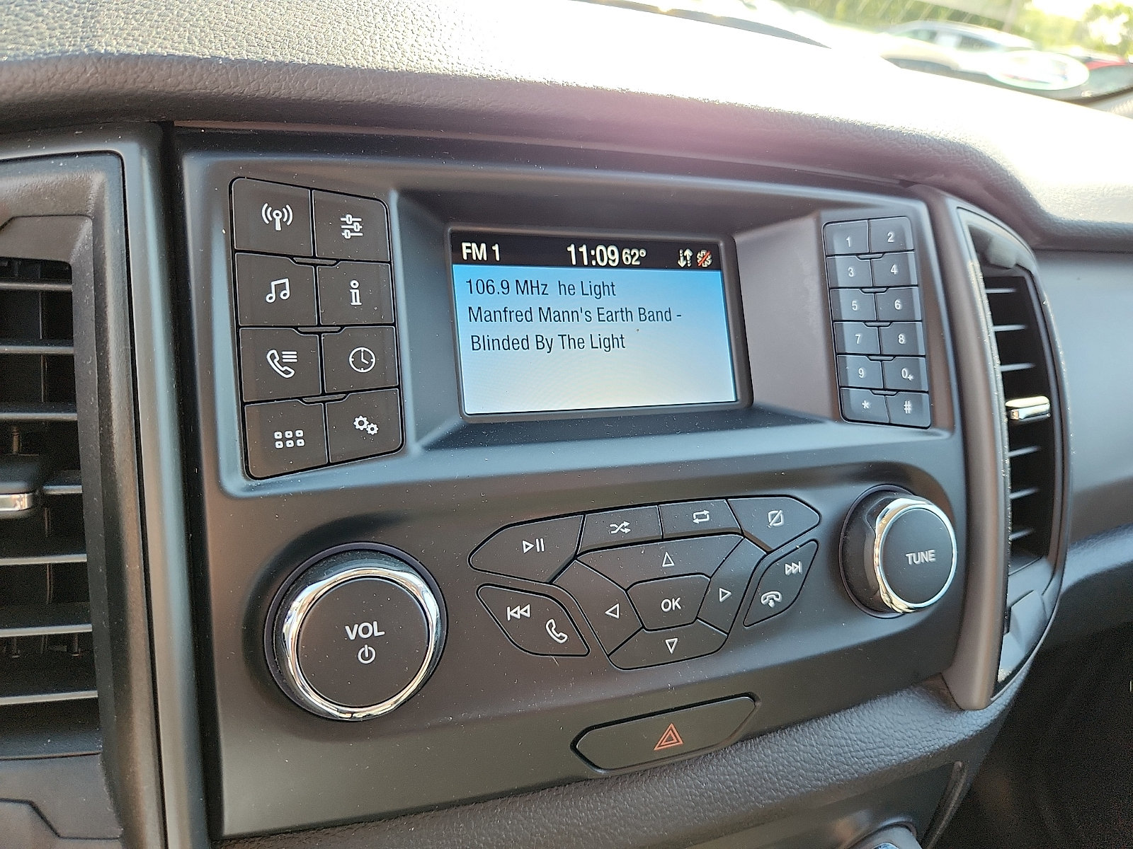 Used 2020 Ford Ranger XL w/ Equipment Group 101A Mid AWD/4WD image 16