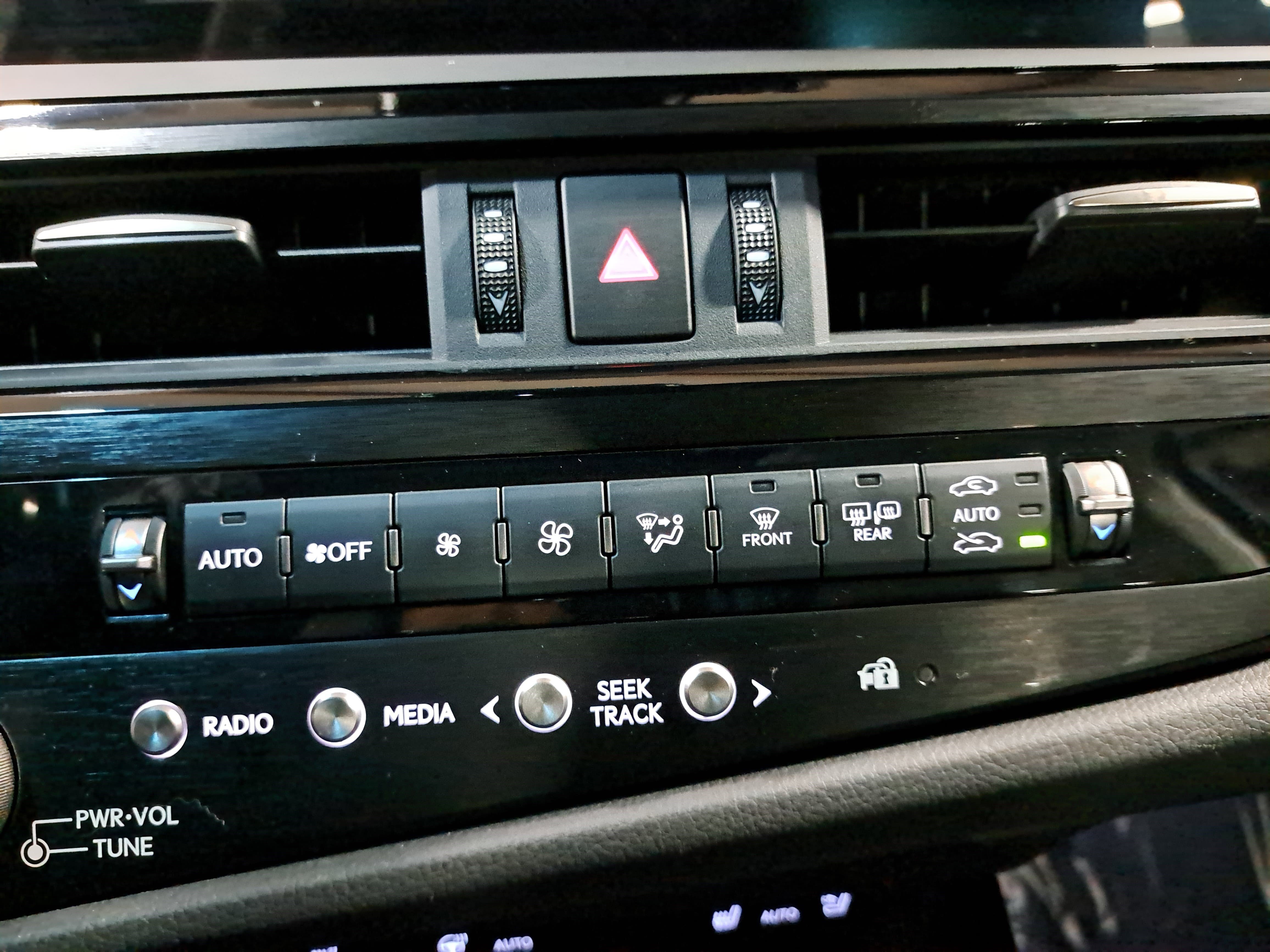 Used 2022 Lexus ES 350 w/ Premium Package image 21