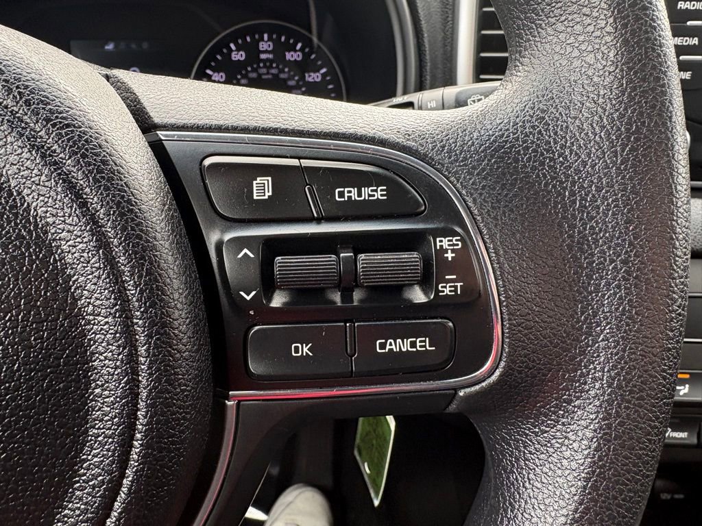 Used 2017 Kia Sportage LX image 19